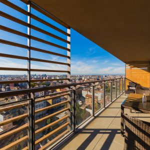 3 Locali – Giax Tower